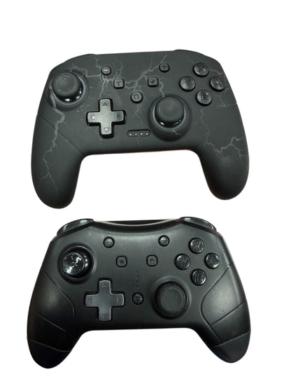 Begagnad Nintendo Switch OLED-konsol 64 GB – Vita Joy-Con – Oöppnad/utan originalkartong + 2 handkontroller