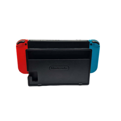 Begagnad Nintendo Switch 32GB – Originalmodell 2017 (handhållen konsol) – Neon
