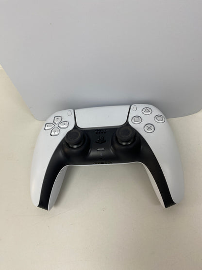 Begagnad Sony PlayStation 5 Slim Disc Edition – endast kartong skadad, fungerar som ny
