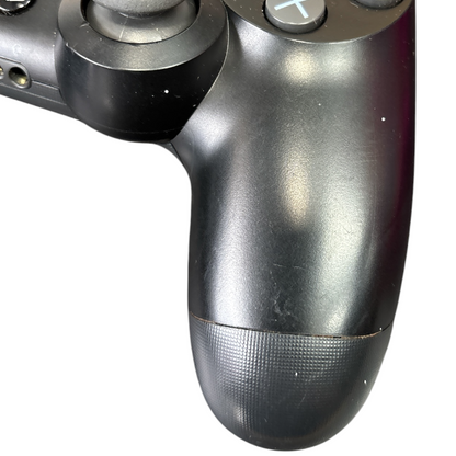 Bilden visar en PlayStation 4 Slim (PS4 Slim) - BRA SKICK