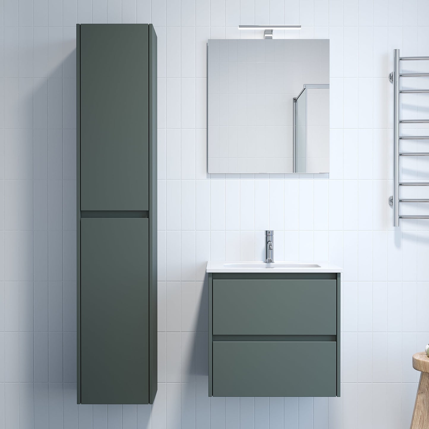 Högskåp med klassiska integrerade dörrar - 35x32x174 cm - mattgrön - Molde