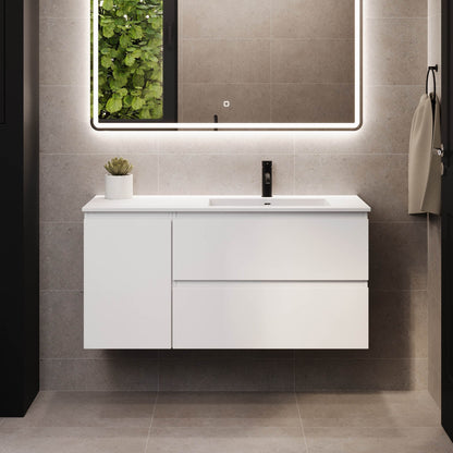 Badrumsmöbel med klassiska integrerade fronter - 95x46x55 cm - mattvit - vänstervänd tvättställ i solid surfacet - Sifjord